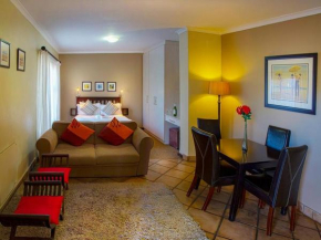 Room in BB - Guest room with double bed and kitchen, in Port Elizabeth ideal business travel